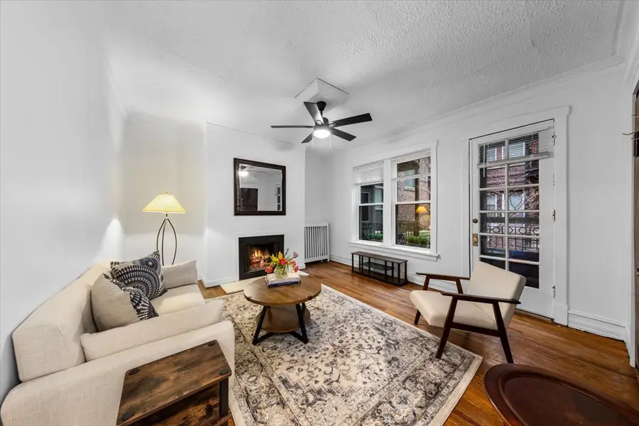 3640 N Pine Grove Avenue #1W, Chicago, IL 60613 - #2