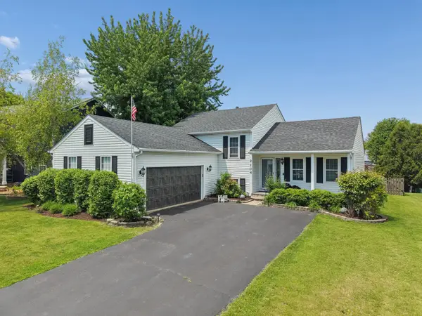 2104 Oakleaf Lane, Lake Villa, IL 60046