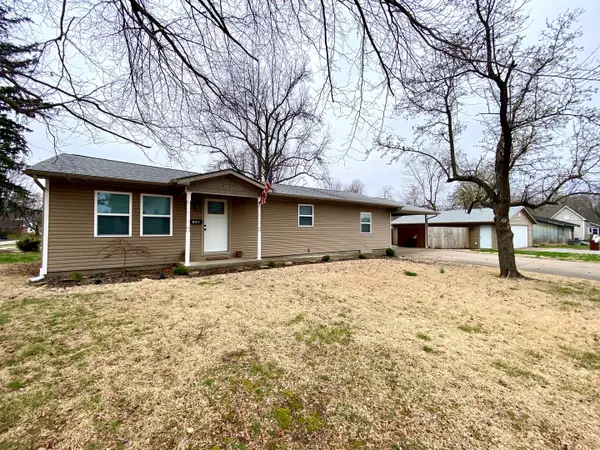 721 N 17th Street, Herrin, IL 62848