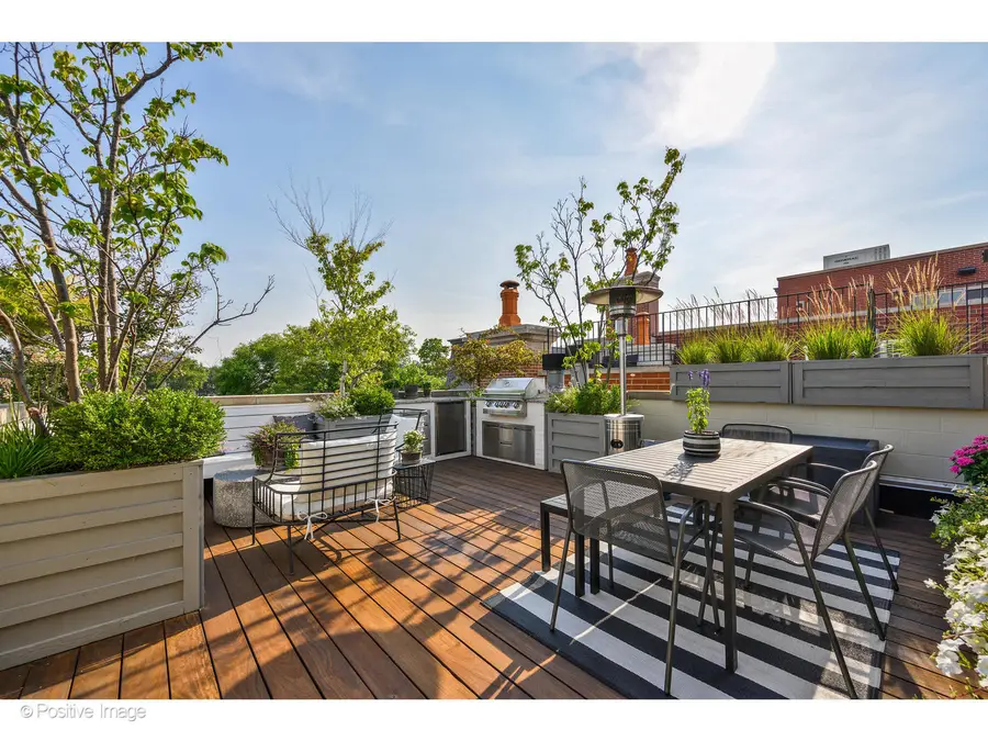 710 W Schubert Avenue #C, Chicago, IL 60614 - #2