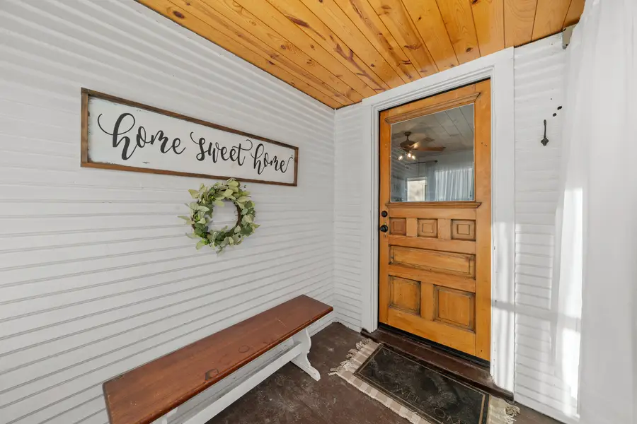 435 E Market Street, Somonauk, IL 60552 - #3