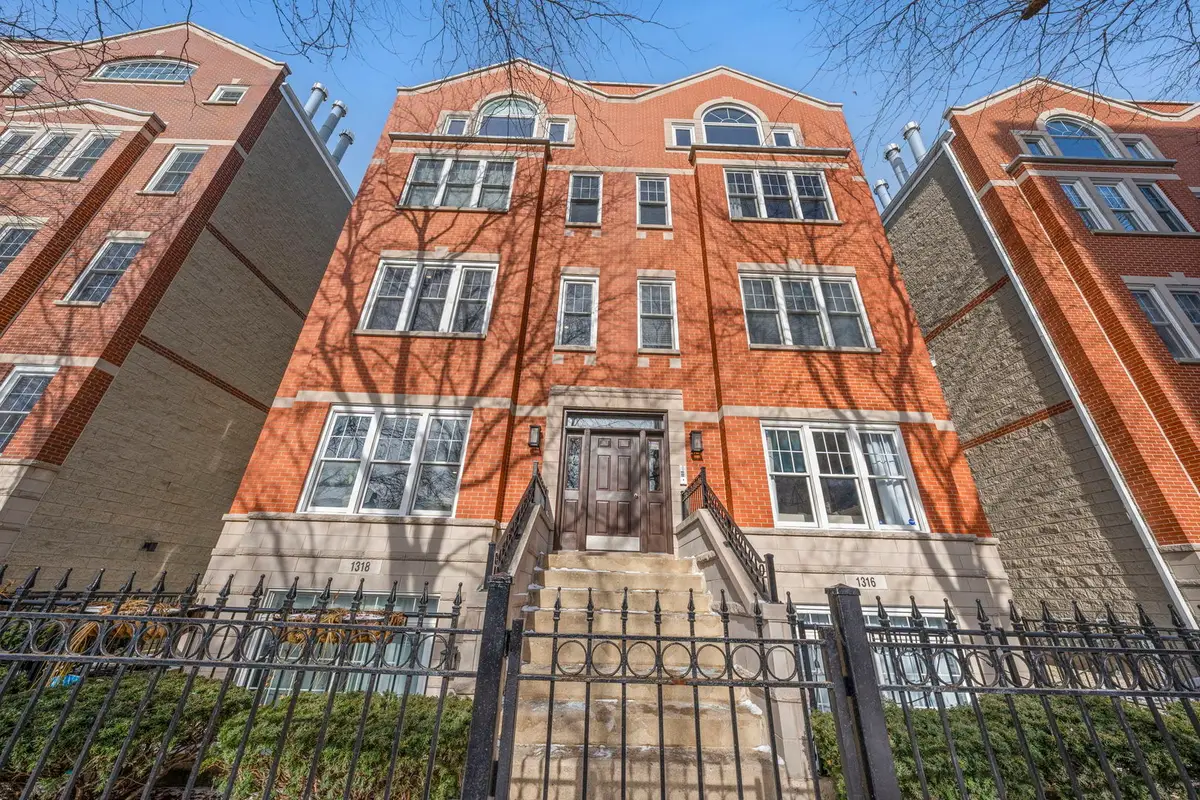 1318 W Fletcher Street #2W, Chicago, IL 60657 - #1