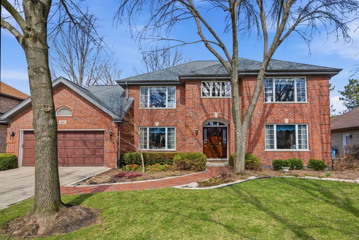 500 Buckingham Place, Downers Grove, IL 60516 - #1