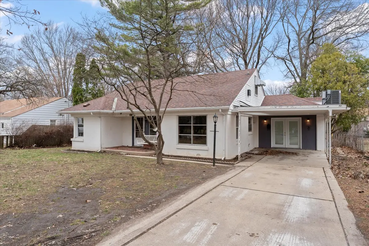 1412 W Clark Street, Champaign, IL 61821 - #1