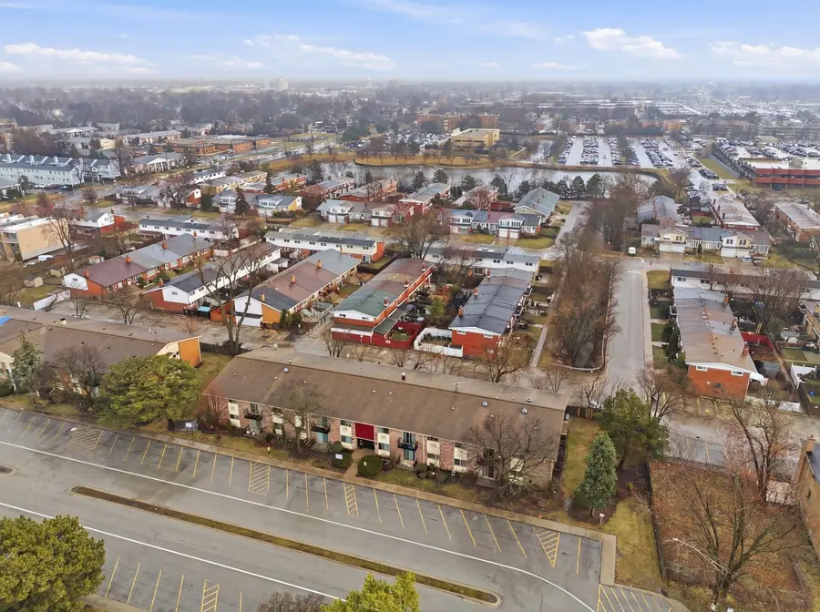 8995 Kennedy Drive N #206F, Des Plaines, IL 60016 - #2