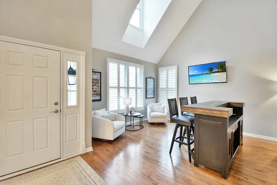 35 Red Tail Drive, Hawthorn Woods, IL 60047 - #3