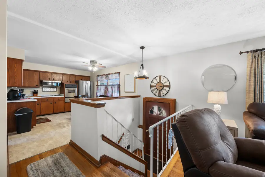 3232 W 13th Street, Davenport, IA 52804 - #3