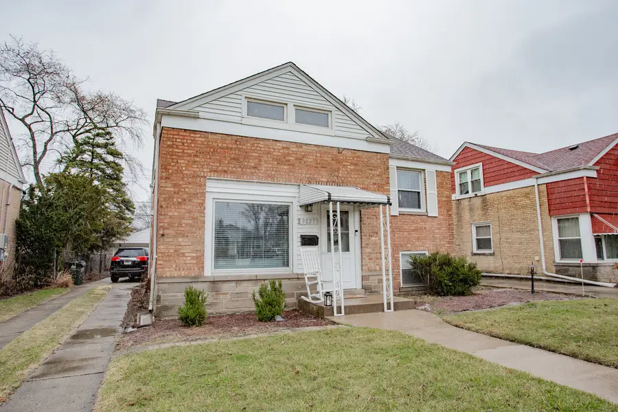 9023 Marmora Avenue, Morton Grove, IL 60053 - #3
