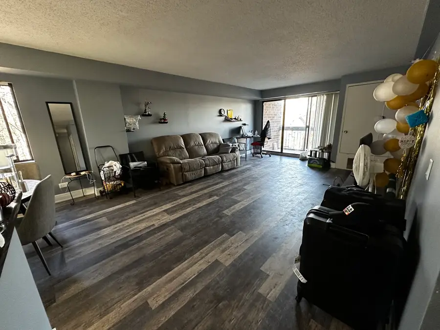 1840 Huntington Boulevard #203, Hoffman Estates, IL 60169 - #2