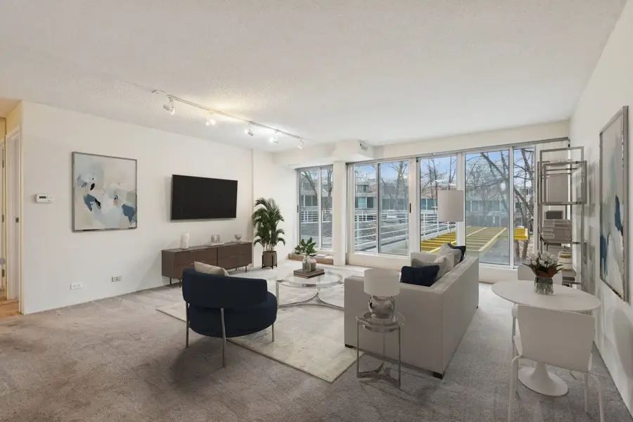 2555 Gross Point Road #101, Evanston, IL 60201 - #2