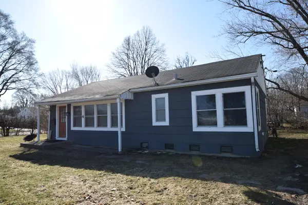 4 S Midland Avenue, Mundelein, IL 60060