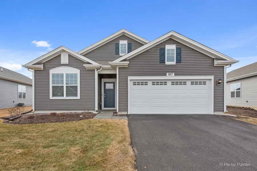 927 Plateau Drive, Pingree Grove, IL 60140 - #2