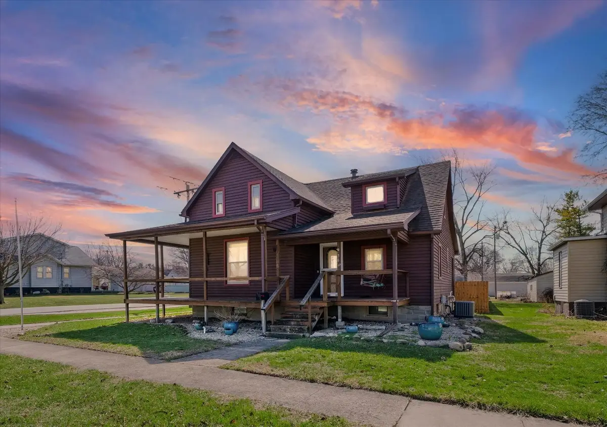 360 E Patton Street, Paxton, IL 60957 - #1