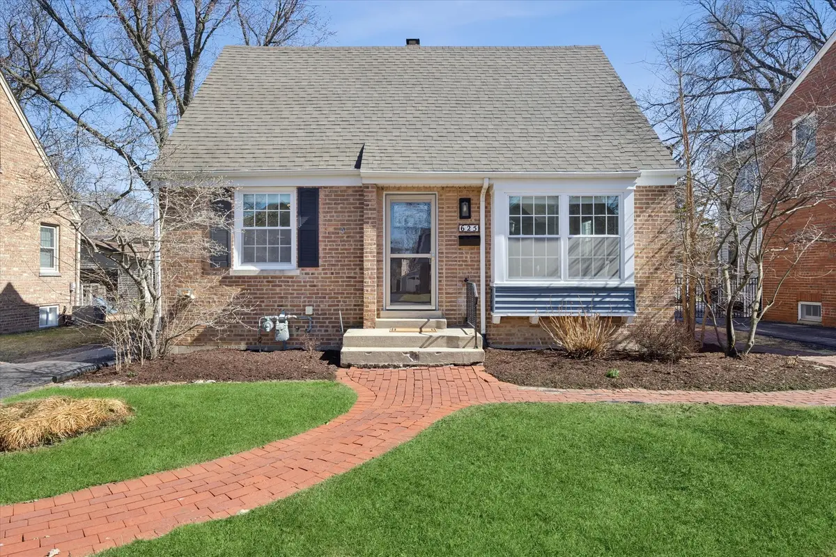 625 9th Avenue, La Grange, IL 60525 - #1