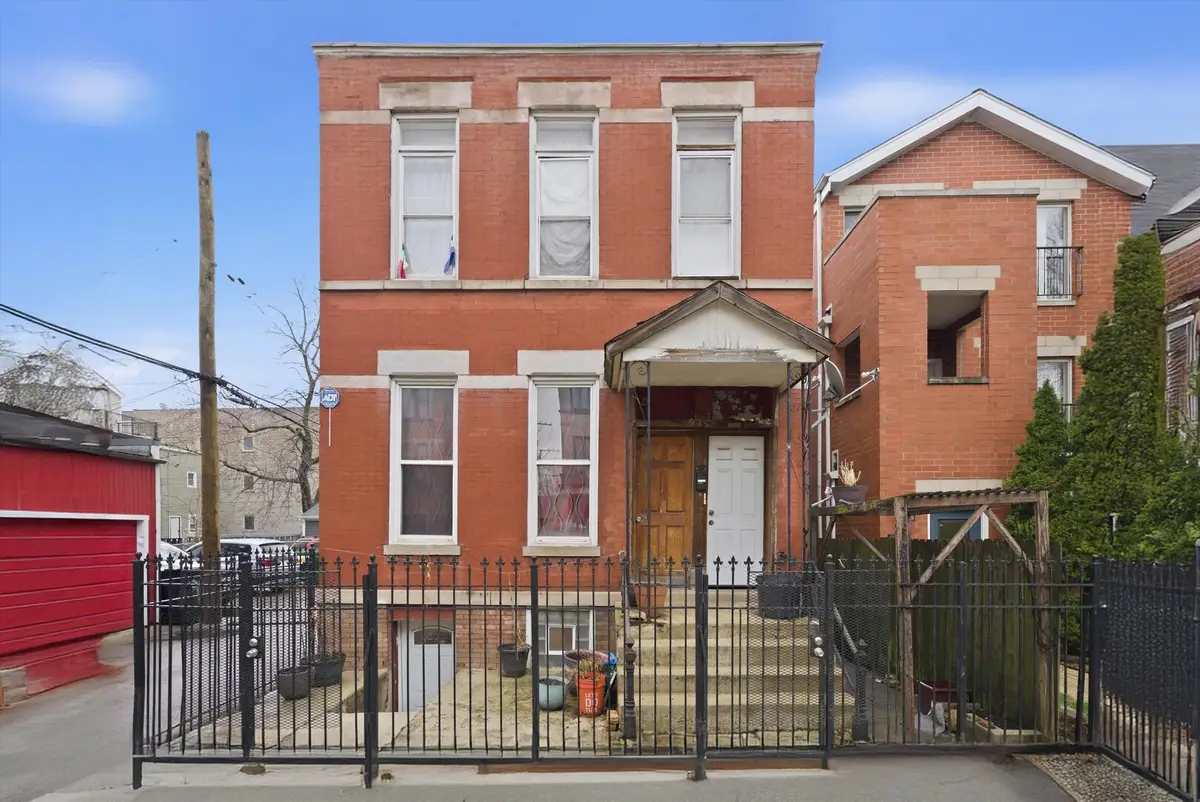 943 N Fairfield Avenue, Chicago, IL 60622 - #1