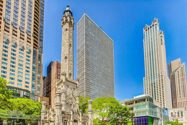 111 E Chestnut Street #37K, Chicago, IL 60611