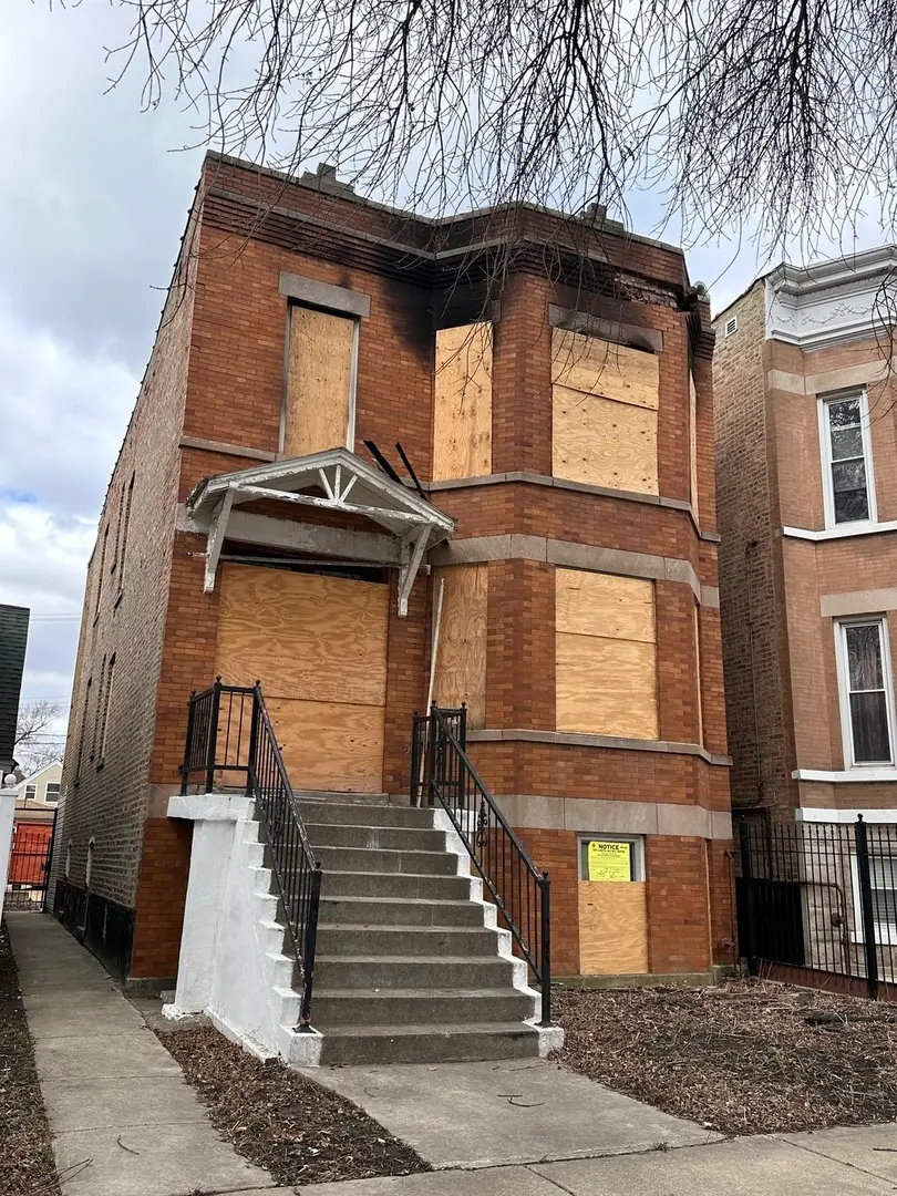 2330 S Ridgeway Avenue, Chicago, IL 60623 - #3