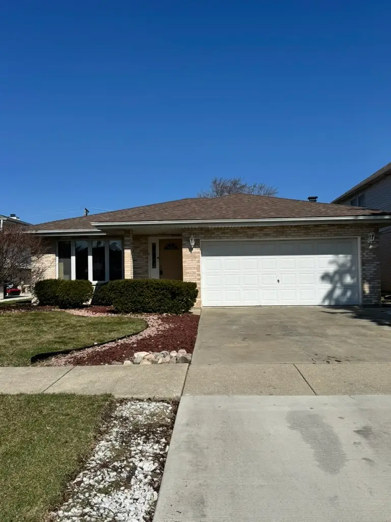 7110 W 82nd Place, Burbank, IL 60459 - #2