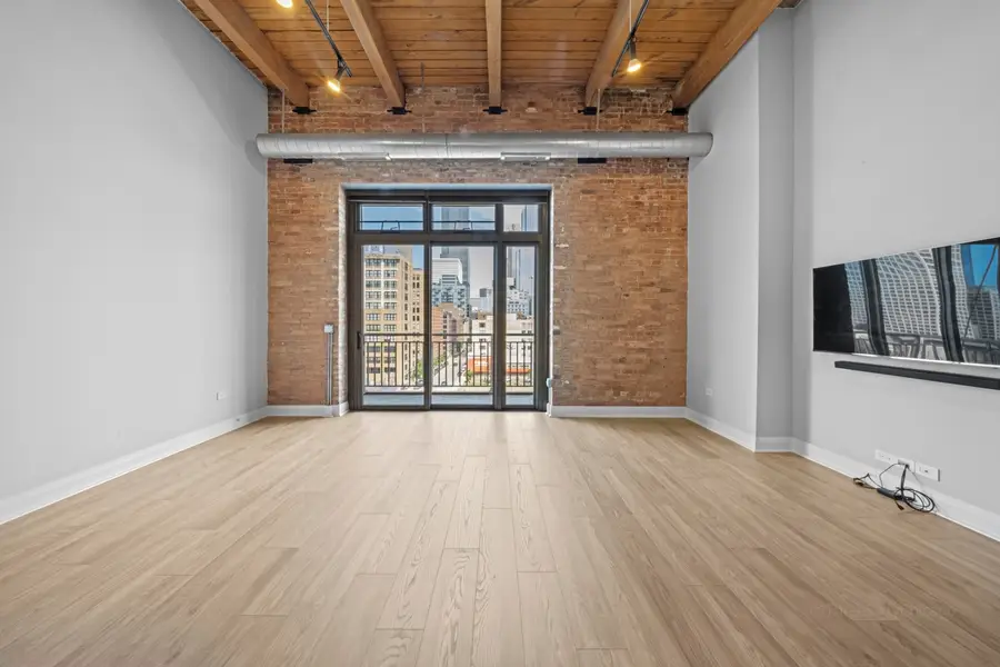 770 W Gladys Avenue #604, Chicago, IL 60661 - #2