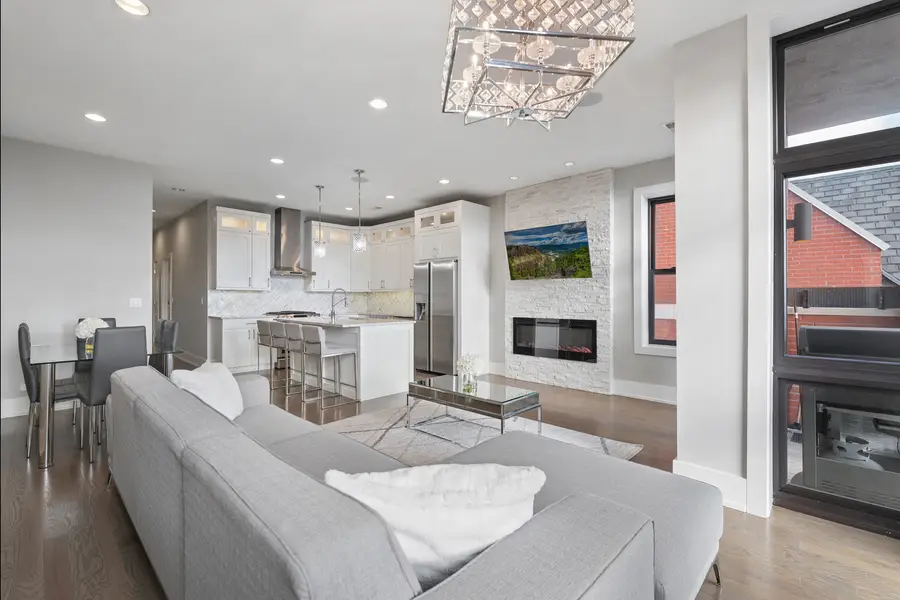 4220 S Ellis Avenue #4N, Chicago, IL 60653 - #3