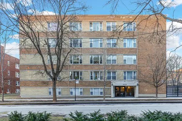 2424 W Estes Avenue #4I, Chicago, IL 60645