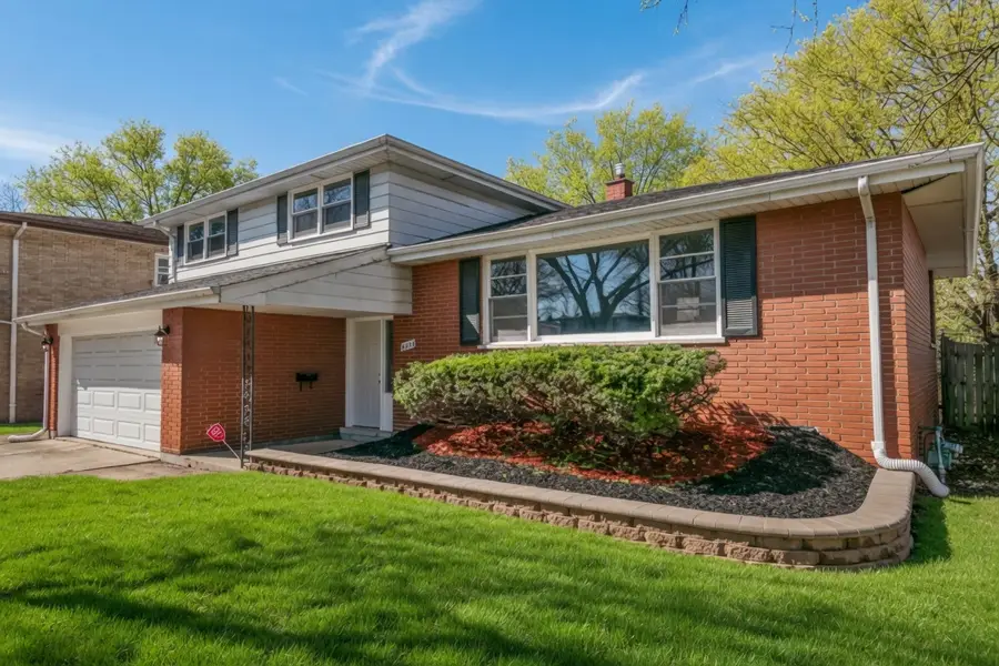 9204 Kedvale Avenue, Oak Lawn, IL 60453 - #3