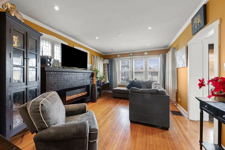 630 Thomas Avenue, Forest Park, IL 60130 - #3