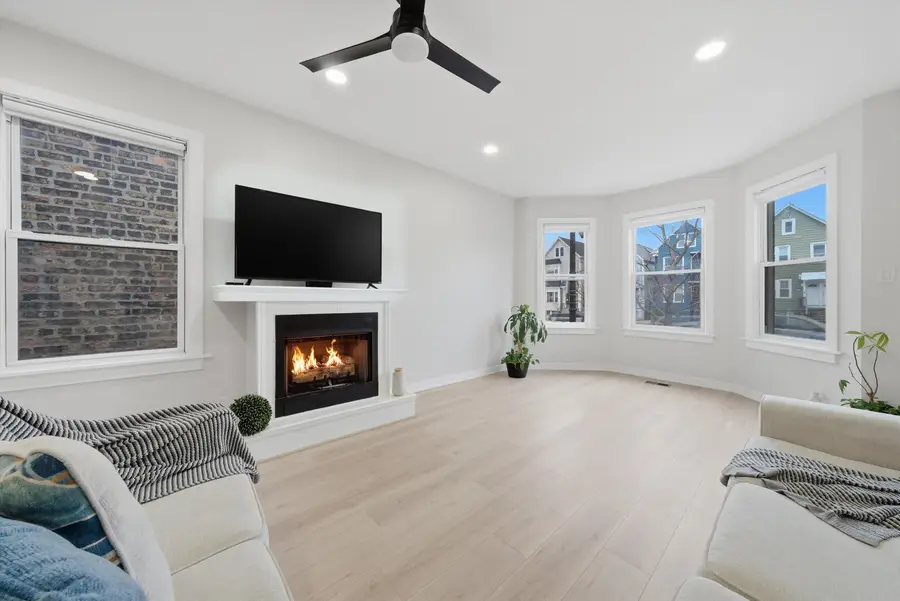 2721 N Western Avenue, Chicago, IL 60647 - #2