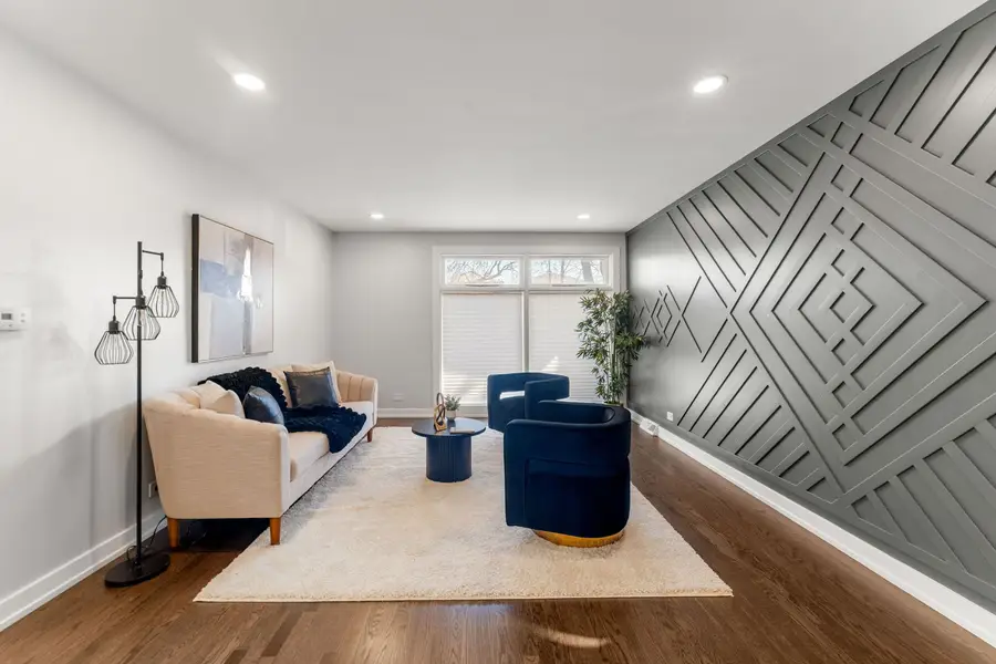 8716 S Merrill Avenue, Chicago, IL 60617 - #3