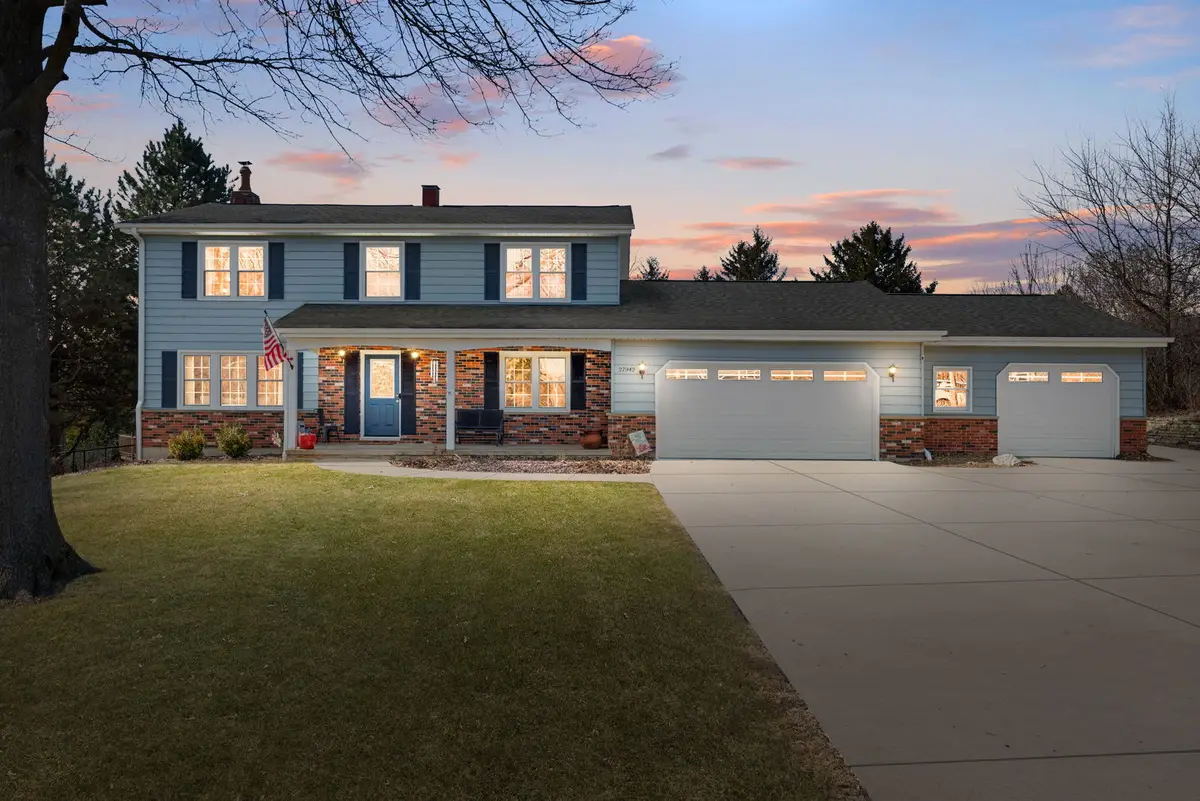 27942 N Lakeview Circle, McHenry, IL 60051 - #1