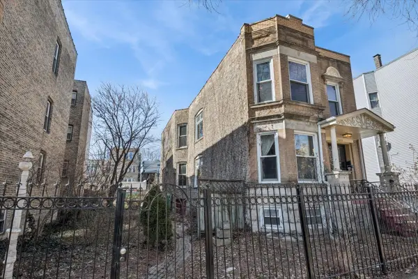 1630 N Francisco Avenue, Chicago, IL 60647