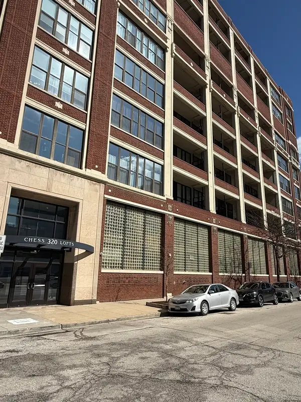 320 E 21st Street #411, Chicago, IL 60616