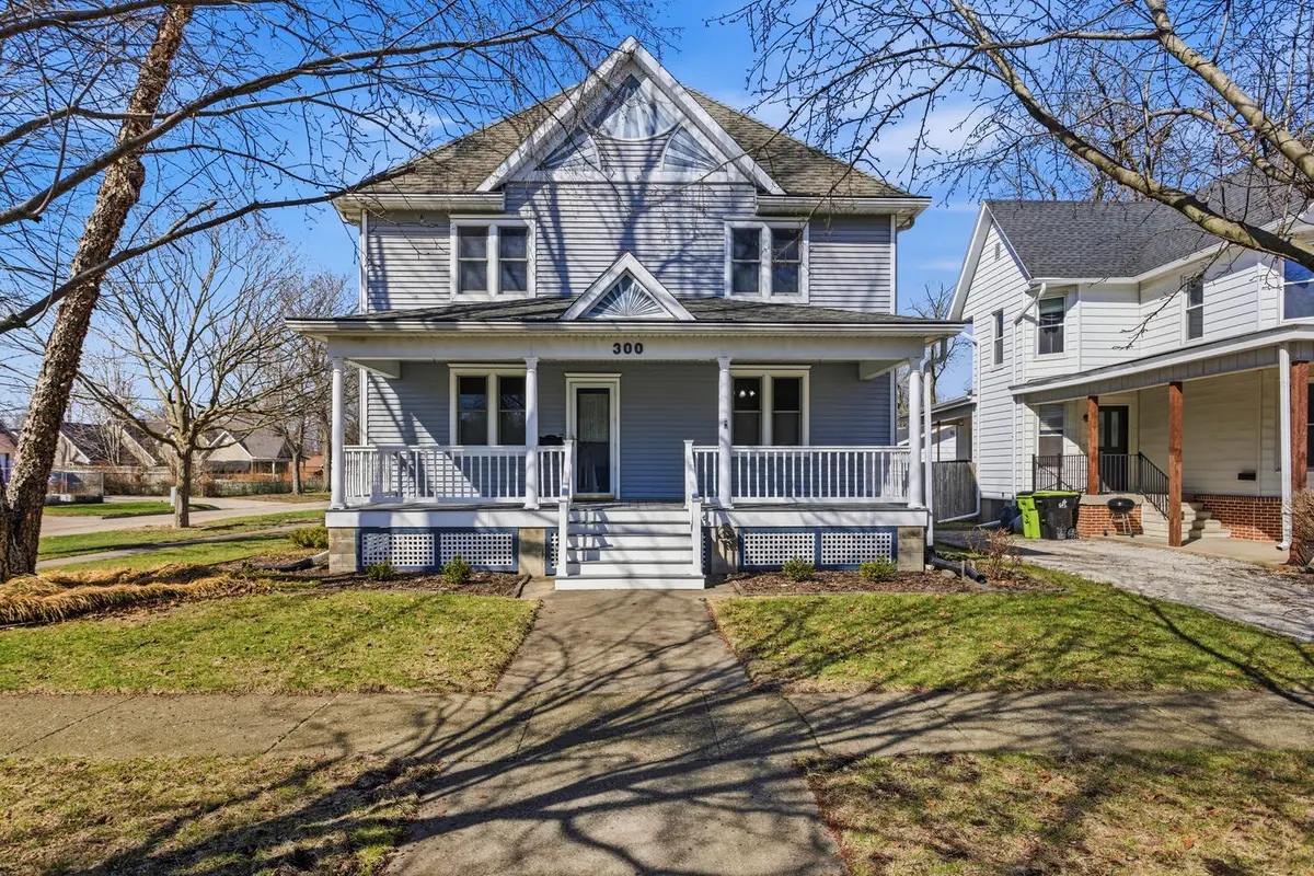 300 E Maple Street, Fairbury, IL 61739 - #1