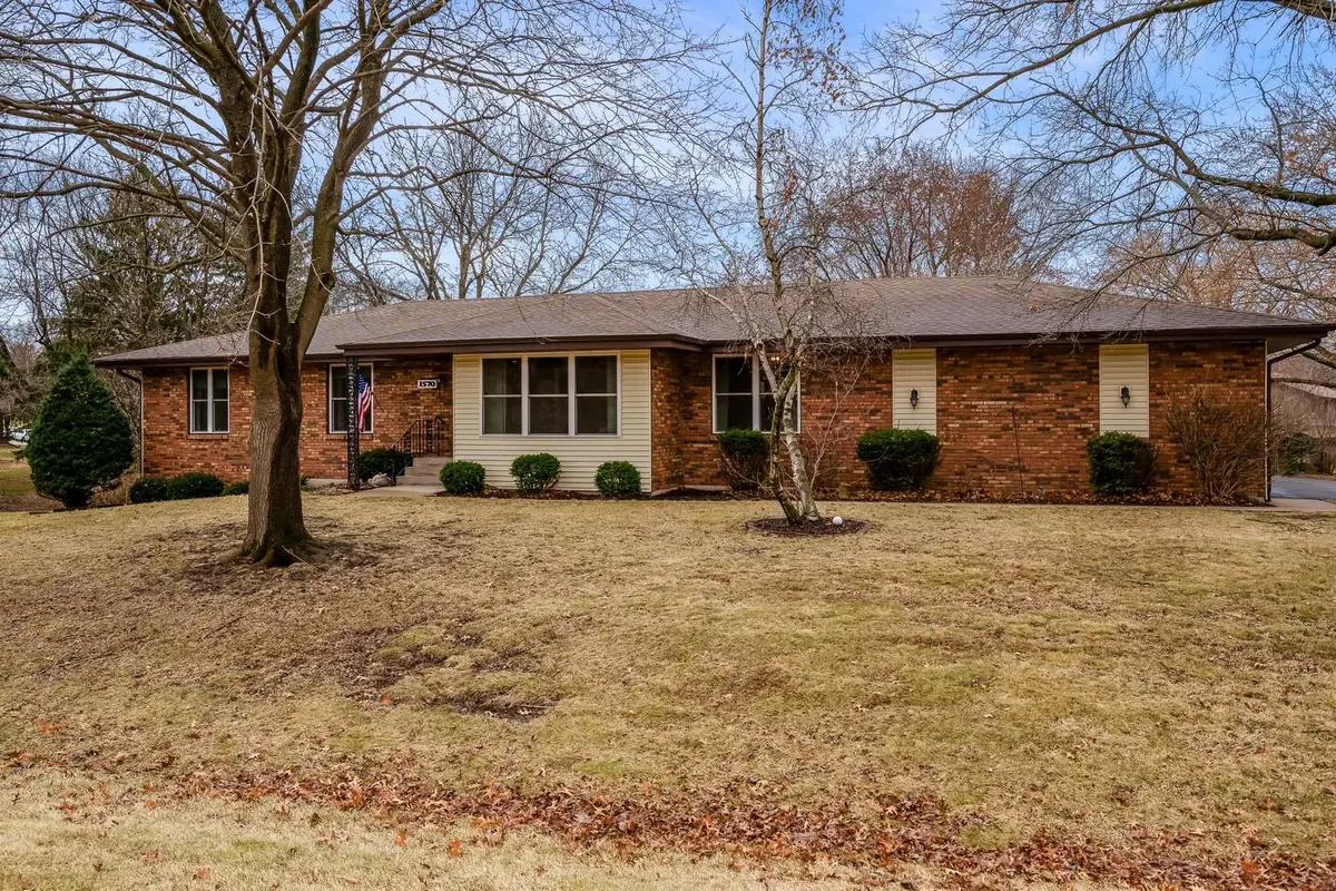 1570 Featherstone Boulevard, Rockford, IL 61107 - #1