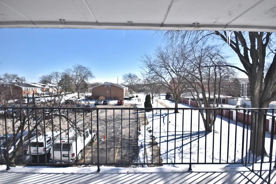 1110 N Farnsworth Avenue #213, Aurora, IL 60505 - #3