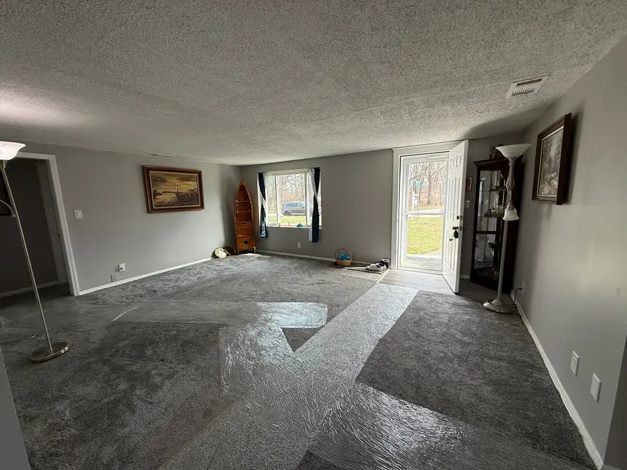 714 Landon Avenue, Winthrop Harbor, IL 60096 - #3