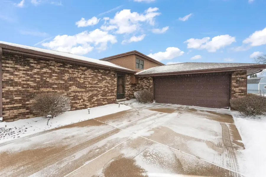 16615 Blossom Lane, Tinley Park, IL 60487 - #3