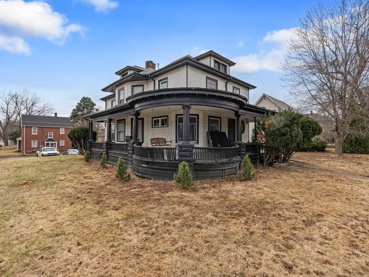 1546 12th Avenue, Moline, IL 61265 - #1