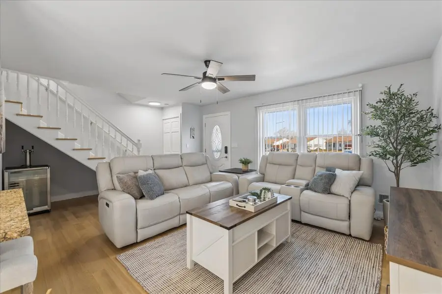 1836 Stockton Drive #1836, Hoffman Estates, IL 60169 - #3