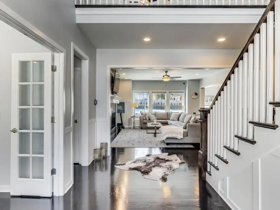 10S330 Oneill Drive, Burr Ridge, IL 60527 - #2