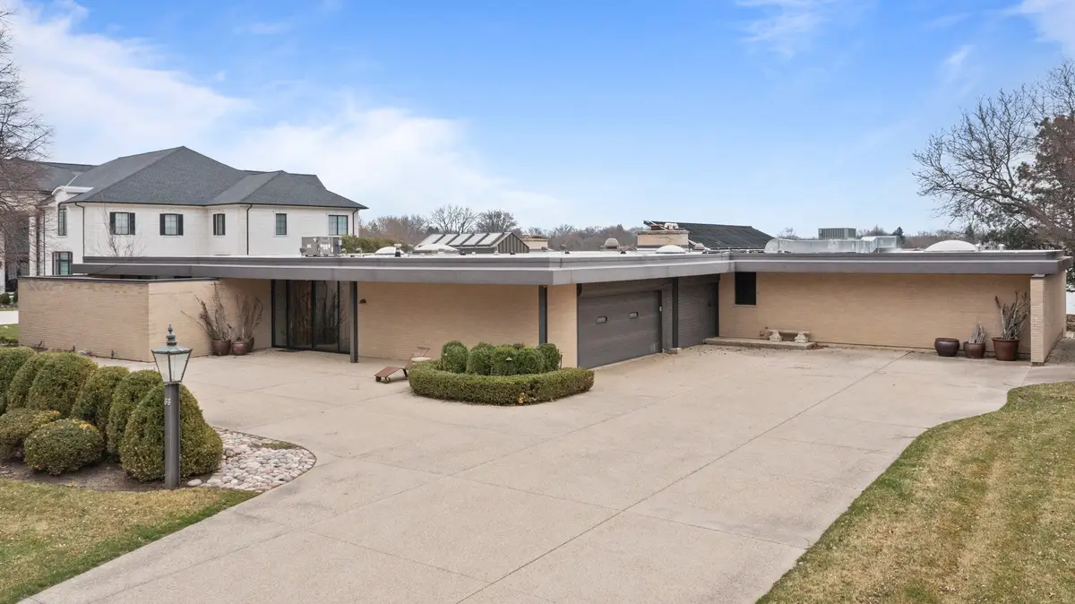 66 Watergate Road, South Barrington, IL 60010 - #1