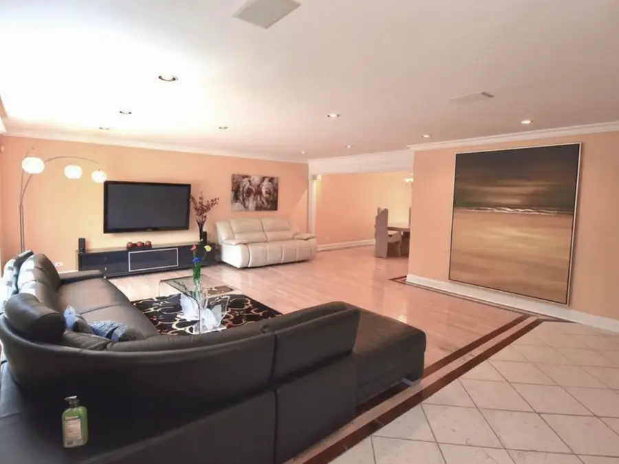 1302 S Princeton Avenue, Arlington Heights, IL 60005 - #3