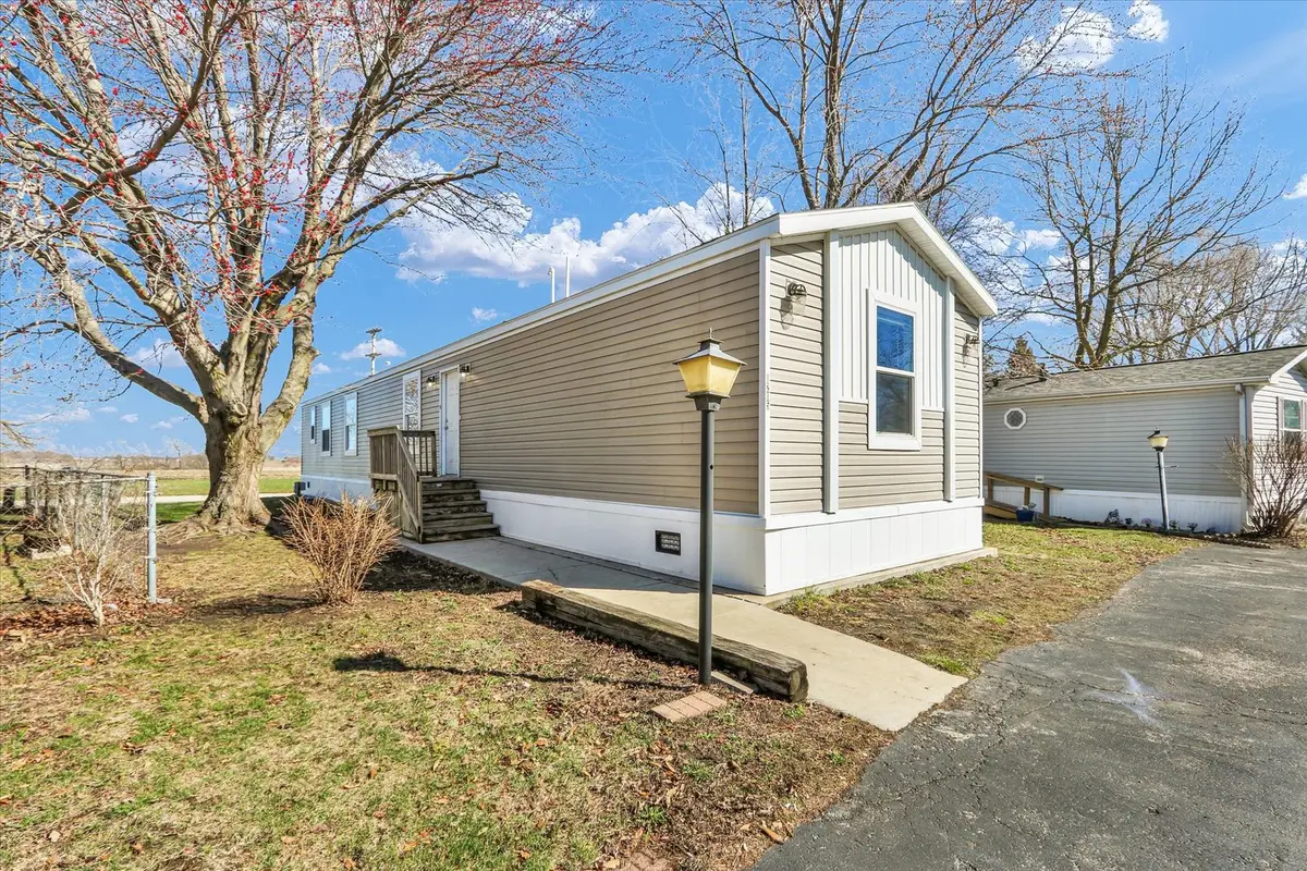 1205 Wedgewood Drive, Rantoul, IL 61866 - #1