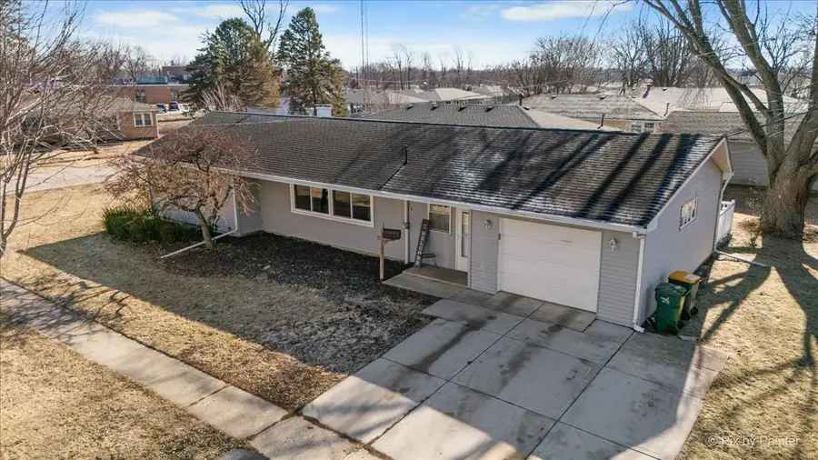 309 W School Street, Plano, IL 60545 - #3