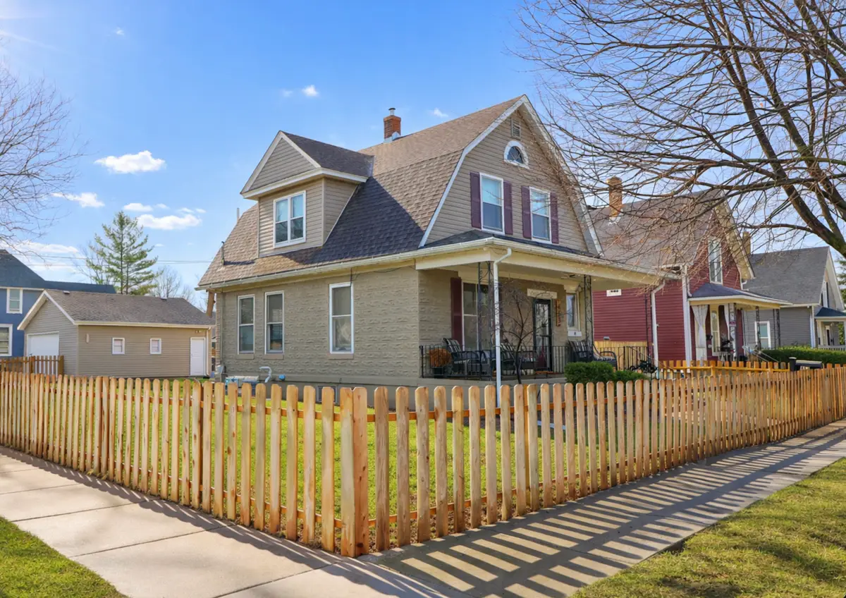 453 Orchard Street, Elgin, IL 60123 - #1