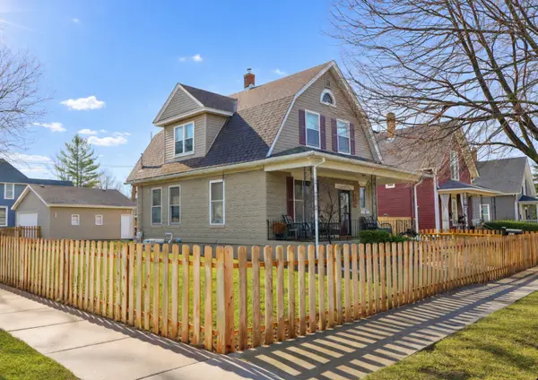 453 Orchard Street, Elgin, IL 60123