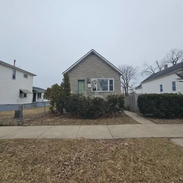 422 Garfield Avenue, Calumet City, IL 60409