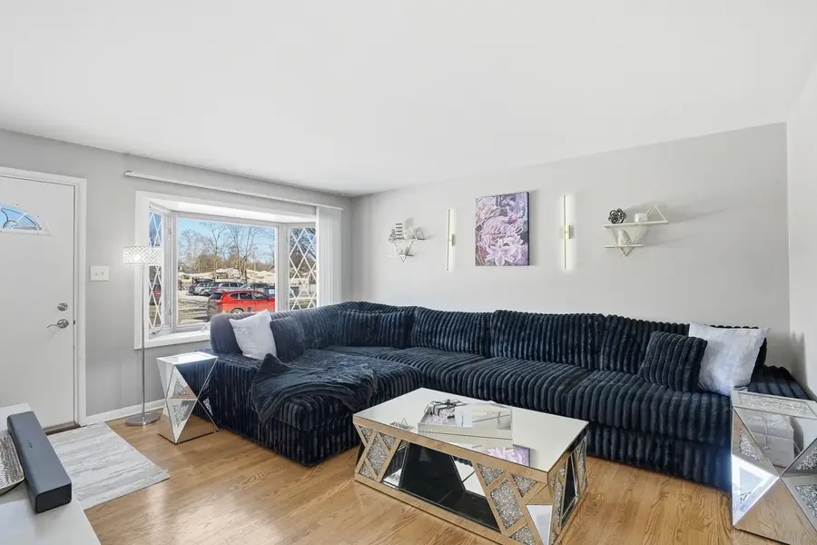 537 E 161st Place, South Holland, IL 60473 - #2