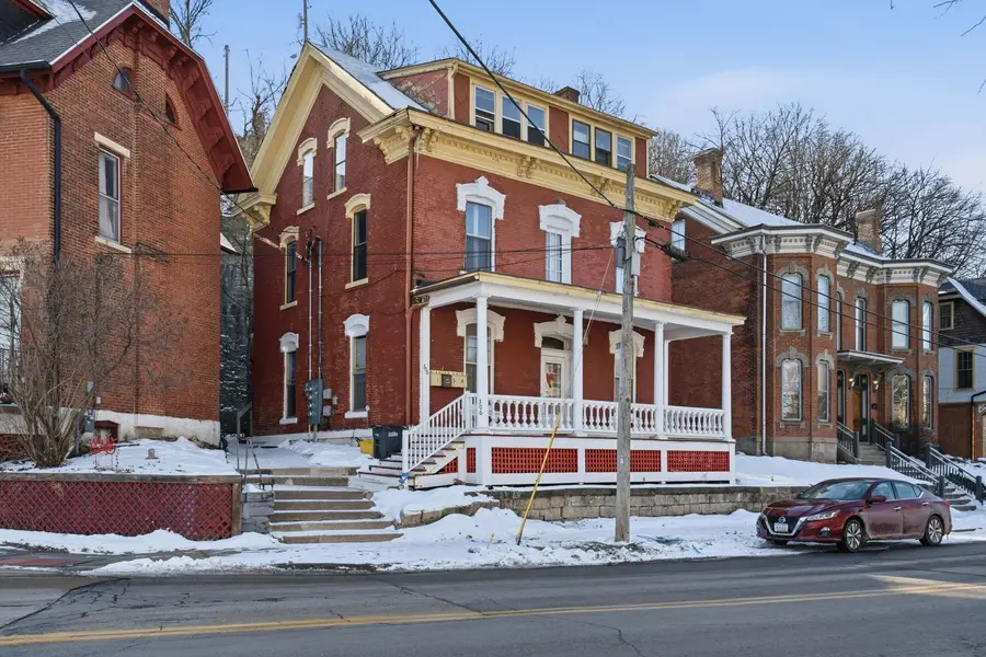 306 W Locust Street, Dubuque, IA 52001 - #3