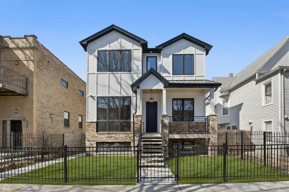 4242 N Sacramento Avenue, Chicago, IL 60618 - #1